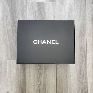 CHANEL Empty Gift Storage Authentic Black & White Box Large